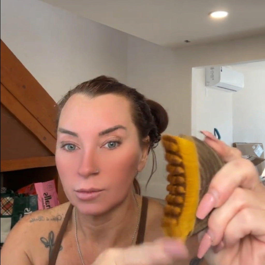 Puffiness Reset Brush